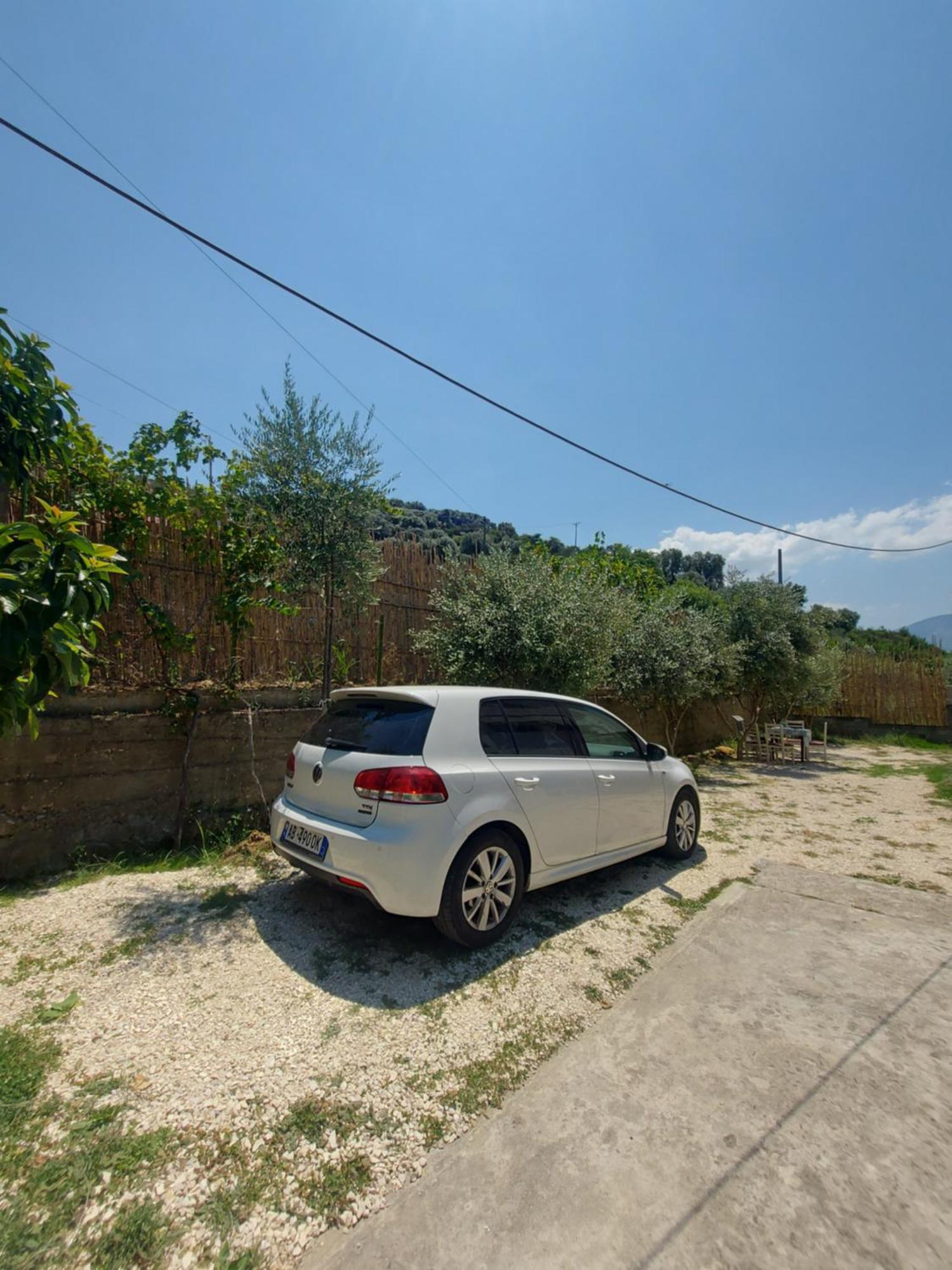 Guest House Irvin Berat Exterior photo